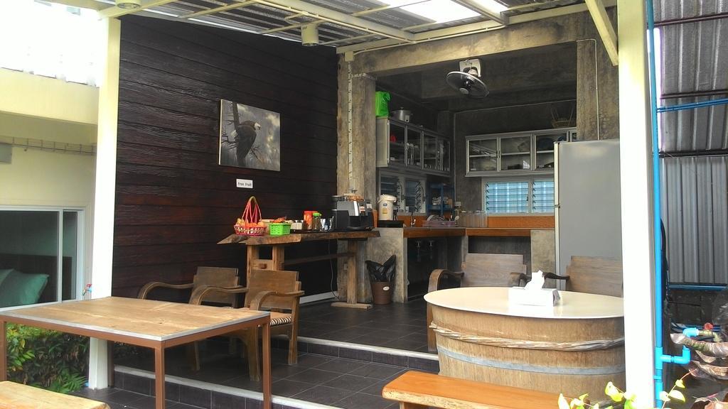 Zan Pla Nade Guesthouse Chiang Rai Luaran gambar